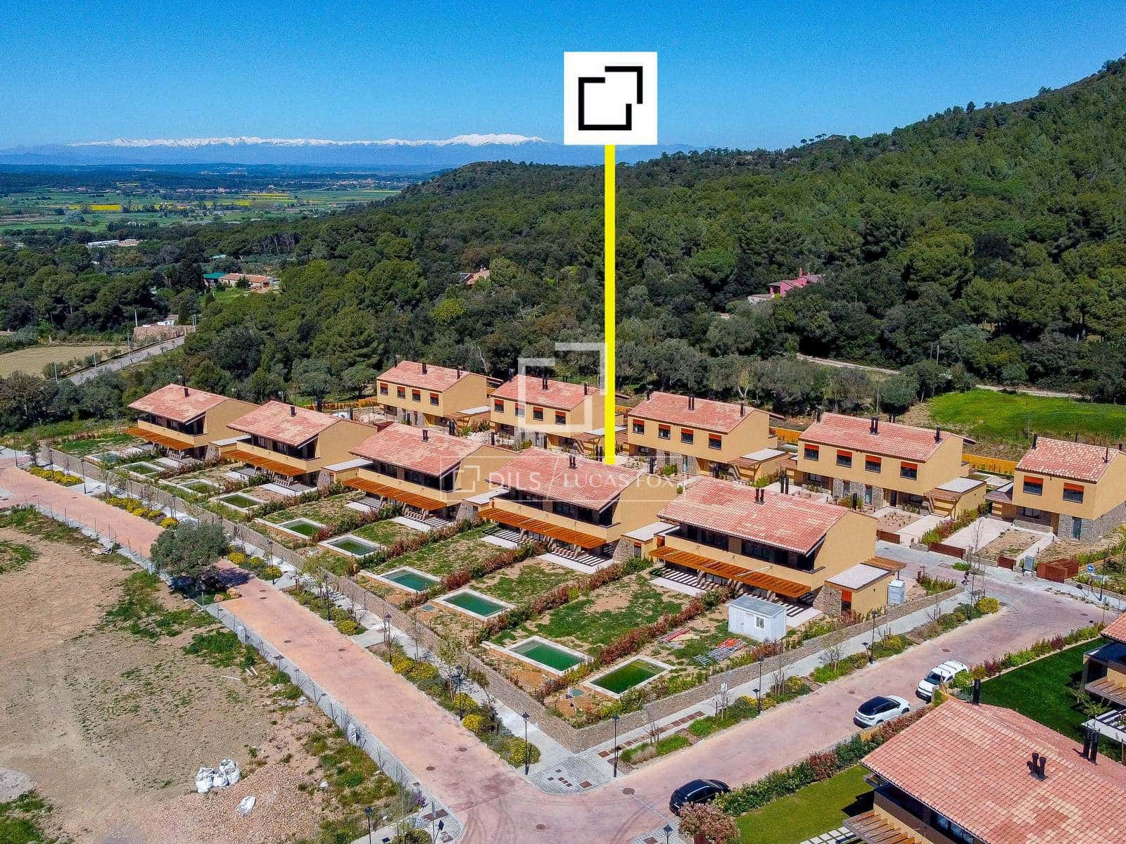 4 soverom Villa til salgs i Regencos med svømmebasseng garasje - € 834 850 (Ref: 9761262)