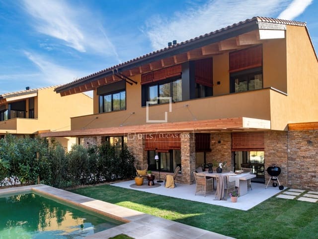 Chalet de 4 habitaciones en Regencós en venta con piscina garaje - 806.500 € (Ref: 9761263)