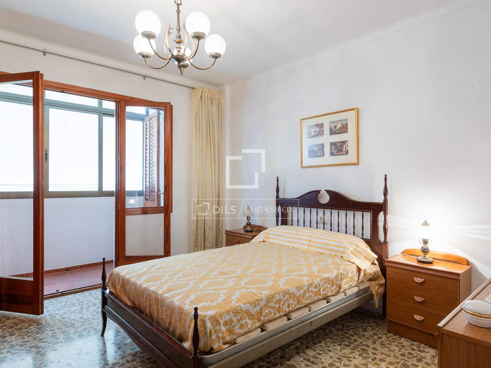 Apartamento de 5 habitaciones en Ibiza / Eivissa ciudad en venta - 900.000 € (Ref: 9761264)