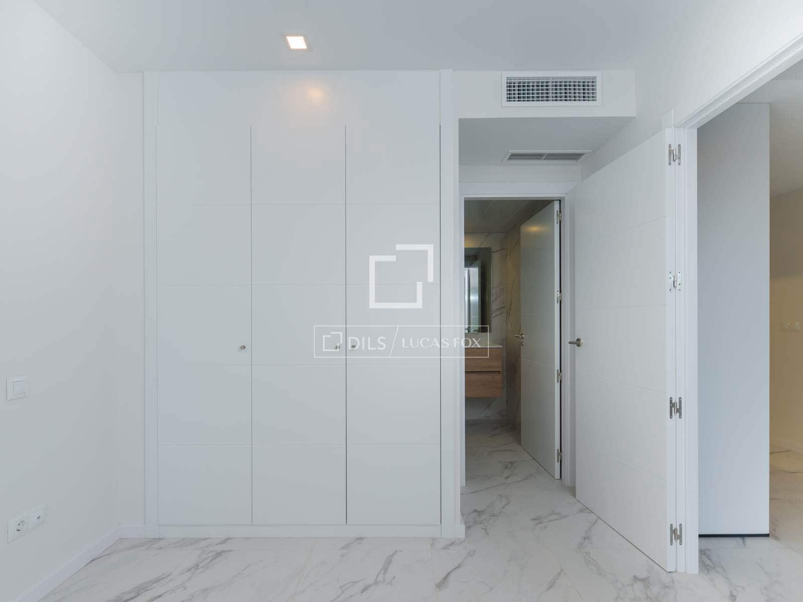 3 bedroom Apartment for sale in Ibiza / Eivissa town - € 870,000 (Ref: 9761265)