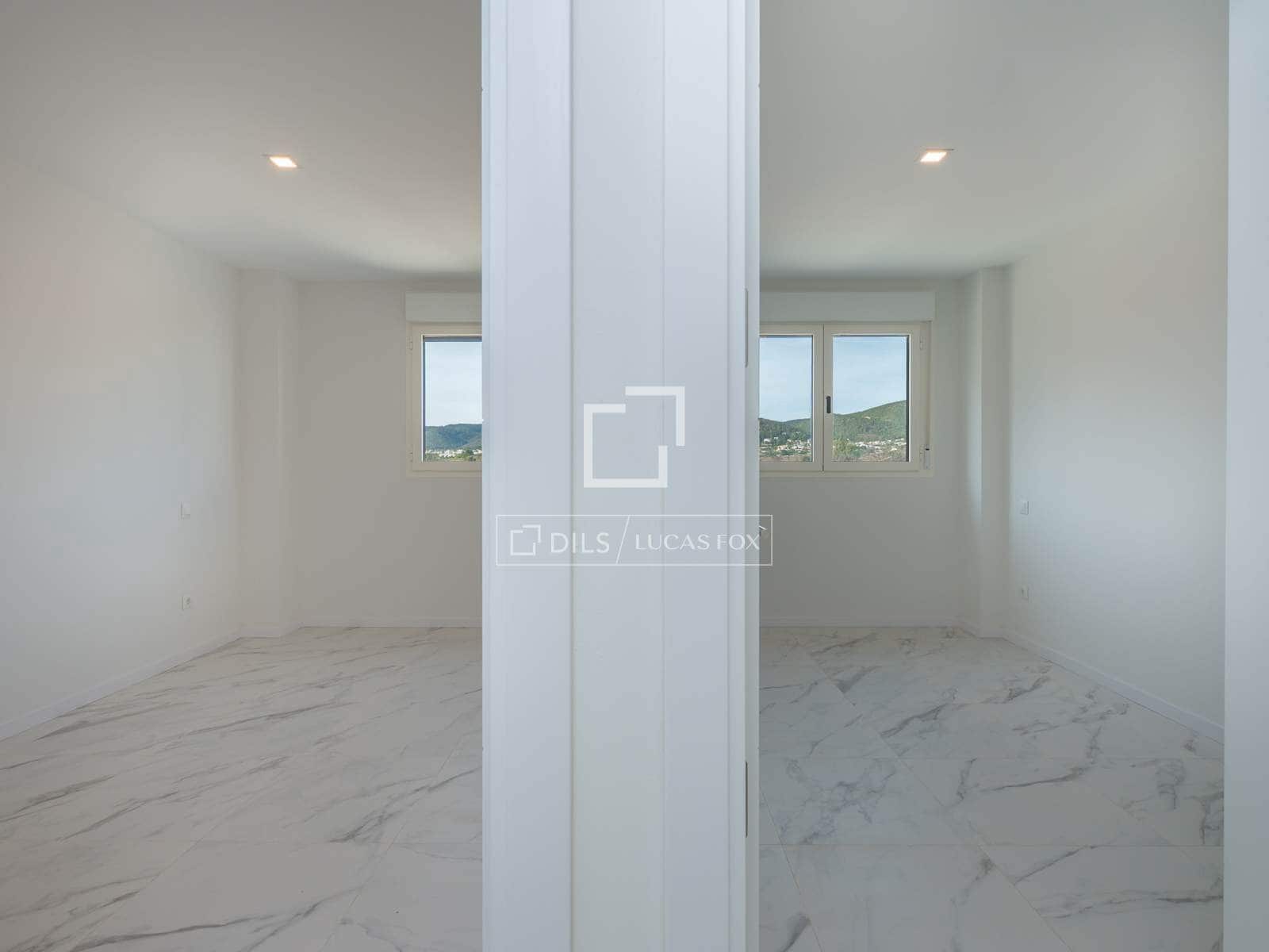 3 bedroom Apartment for sale in Ibiza / Eivissa town - € 870,000 (Ref: 9761265)