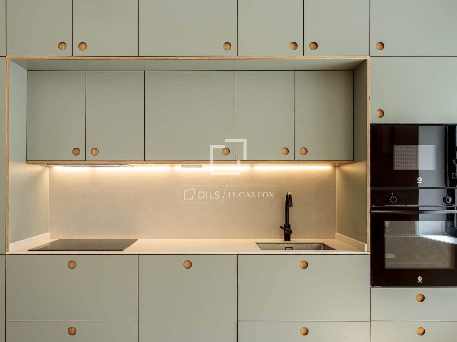 Appartement de 2 chambres à louer à Madrid ville - 2 400 € (Ref: 9761266)