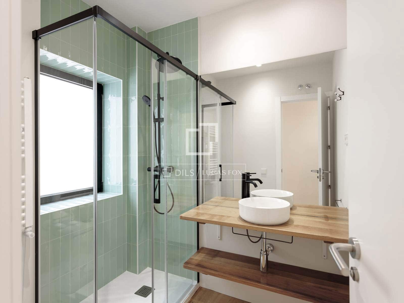 Appartement de 2 chambres à louer à Madrid ville - 2 400 € (Ref: 9761266)