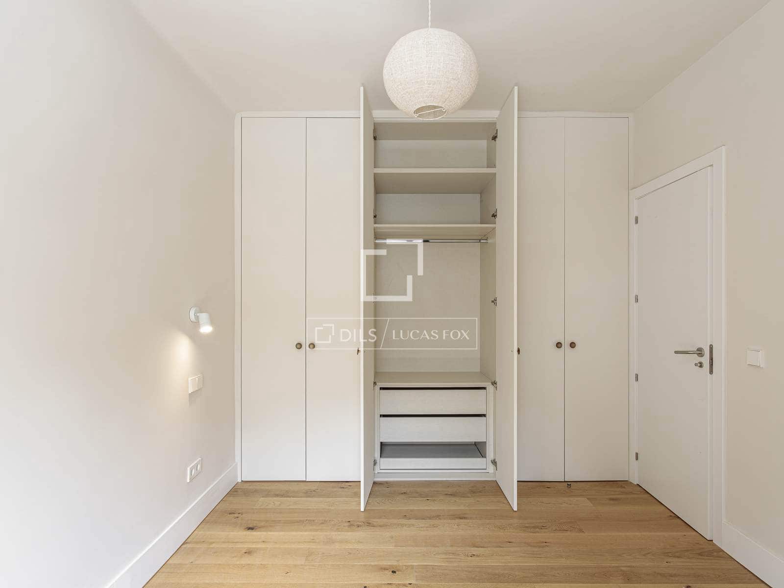 Appartement de 2 chambres à louer à Madrid ville - 2 400 € (Ref: 9761266)