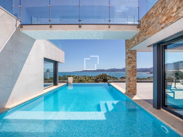 4 soverom Villa til salgs i Llançà med svømmebasseng garasje - € 2 110 000 (Ref: 9761267)