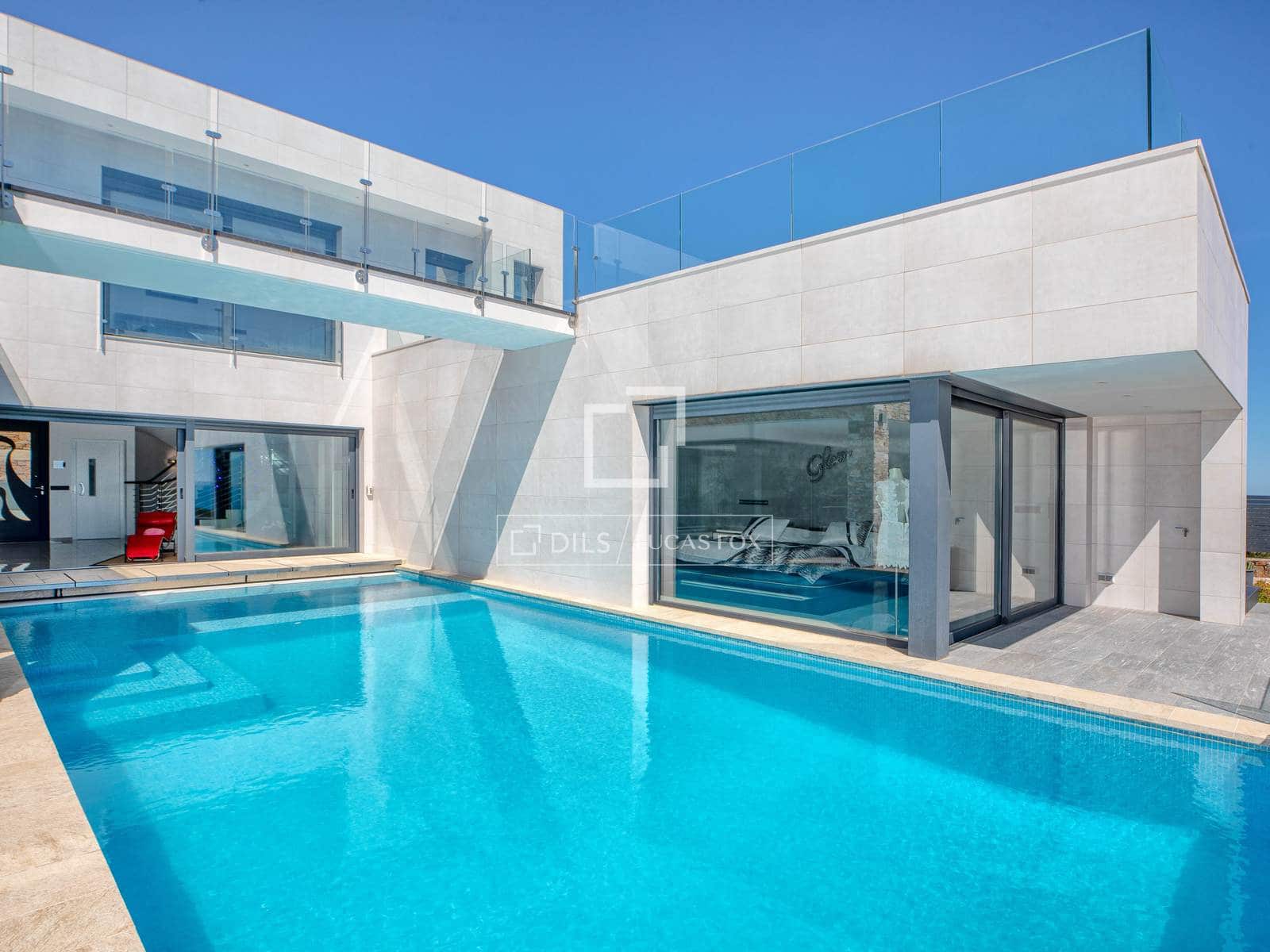 4 soverom Villa til salgs i Llanca med svømmebasseng garasje - € 2 110 000 (Ref: 9761267)