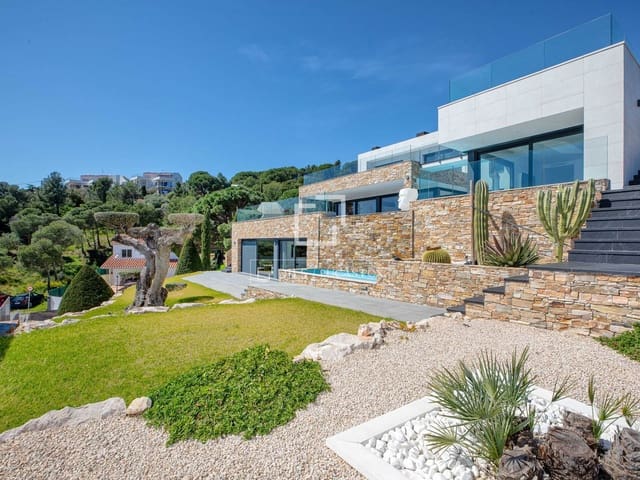 4 soverom Villa til salgs i Llançà med svømmebasseng garasje - € 2 110 000 (Ref: 9761267)