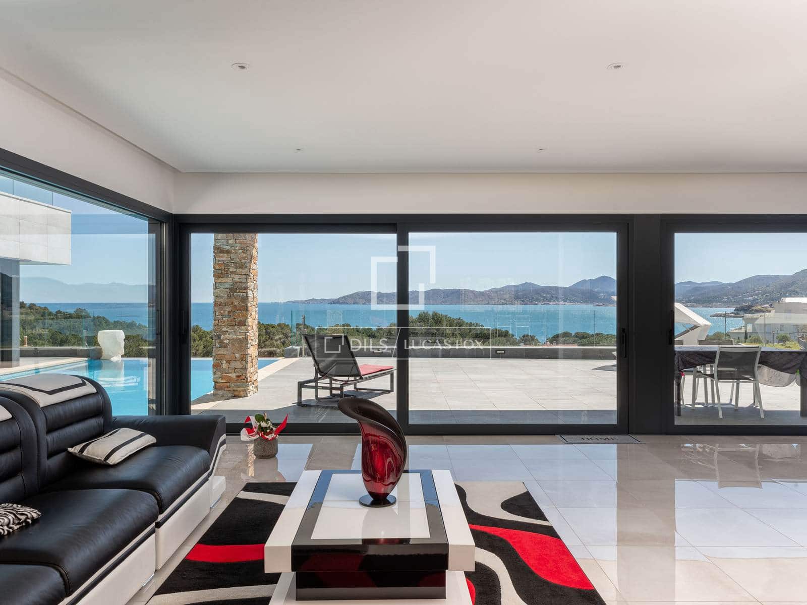 4 soverom Villa til salgs i Llanca med svømmebasseng garasje - € 2 110 000 (Ref: 9761267)