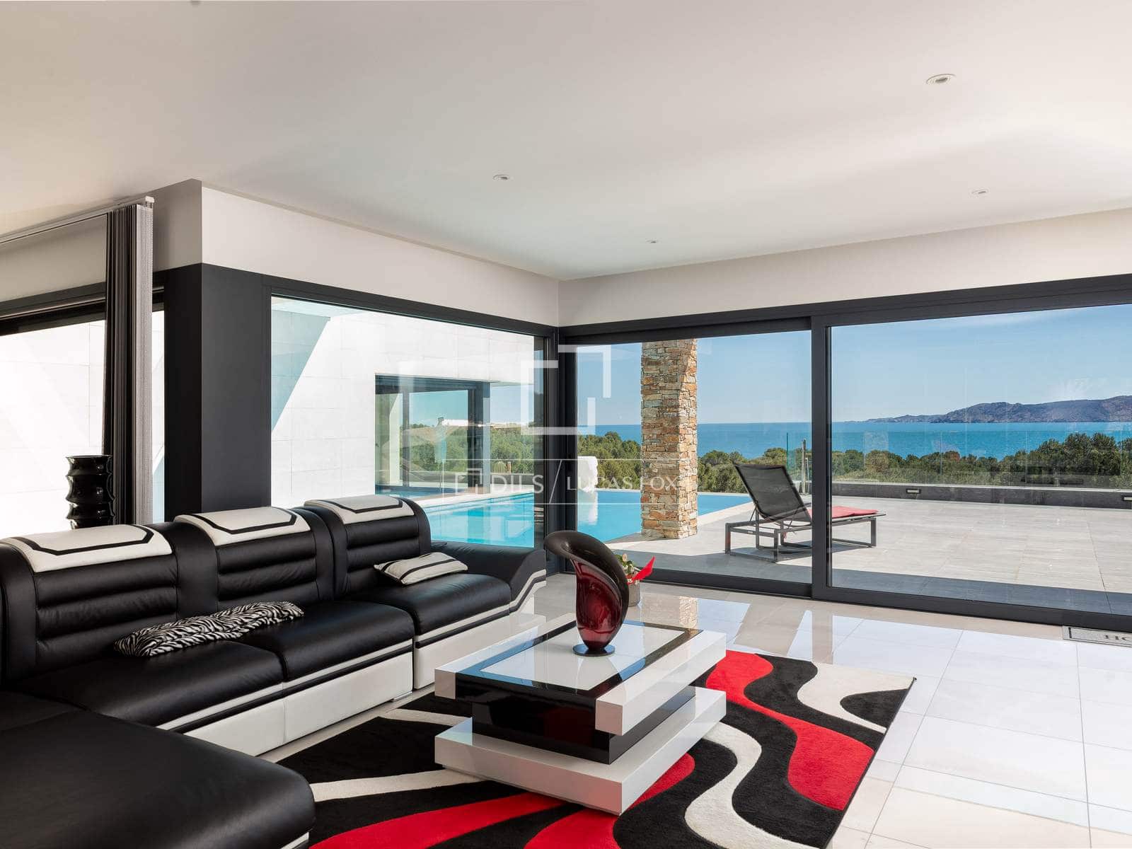 4 soverom Villa til salgs i Llanca med svømmebasseng garasje - € 2 110 000 (Ref: 9761267)