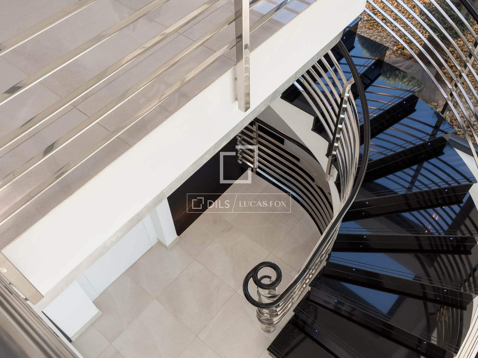 4 soverom Villa til salgs i Llanca med svømmebasseng garasje - € 2 110 000 (Ref: 9761267)