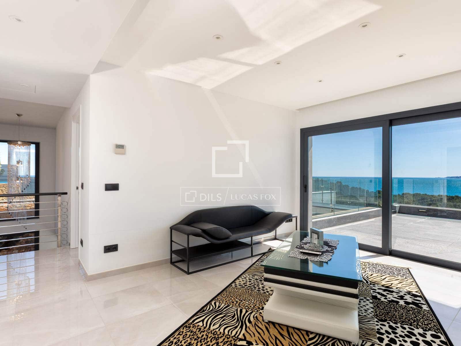 4 soverom Villa til salgs i Llanca med svømmebasseng garasje - € 2 110 000 (Ref: 9761267)