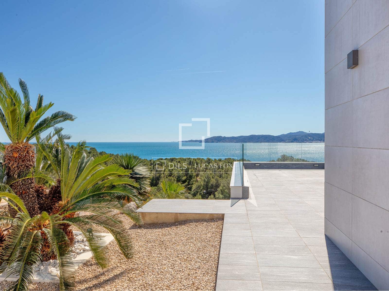 4 soverom Villa til salgs i Llanca med svømmebasseng garasje - € 2 110 000 (Ref: 9761267)