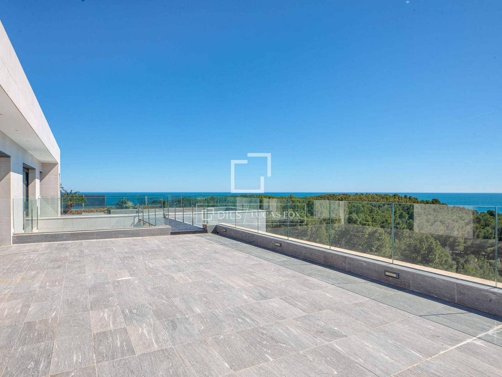 4 soverom Villa til salgs i Llanca med svømmebasseng garasje - € 2 110 000 (Ref: 9761267)