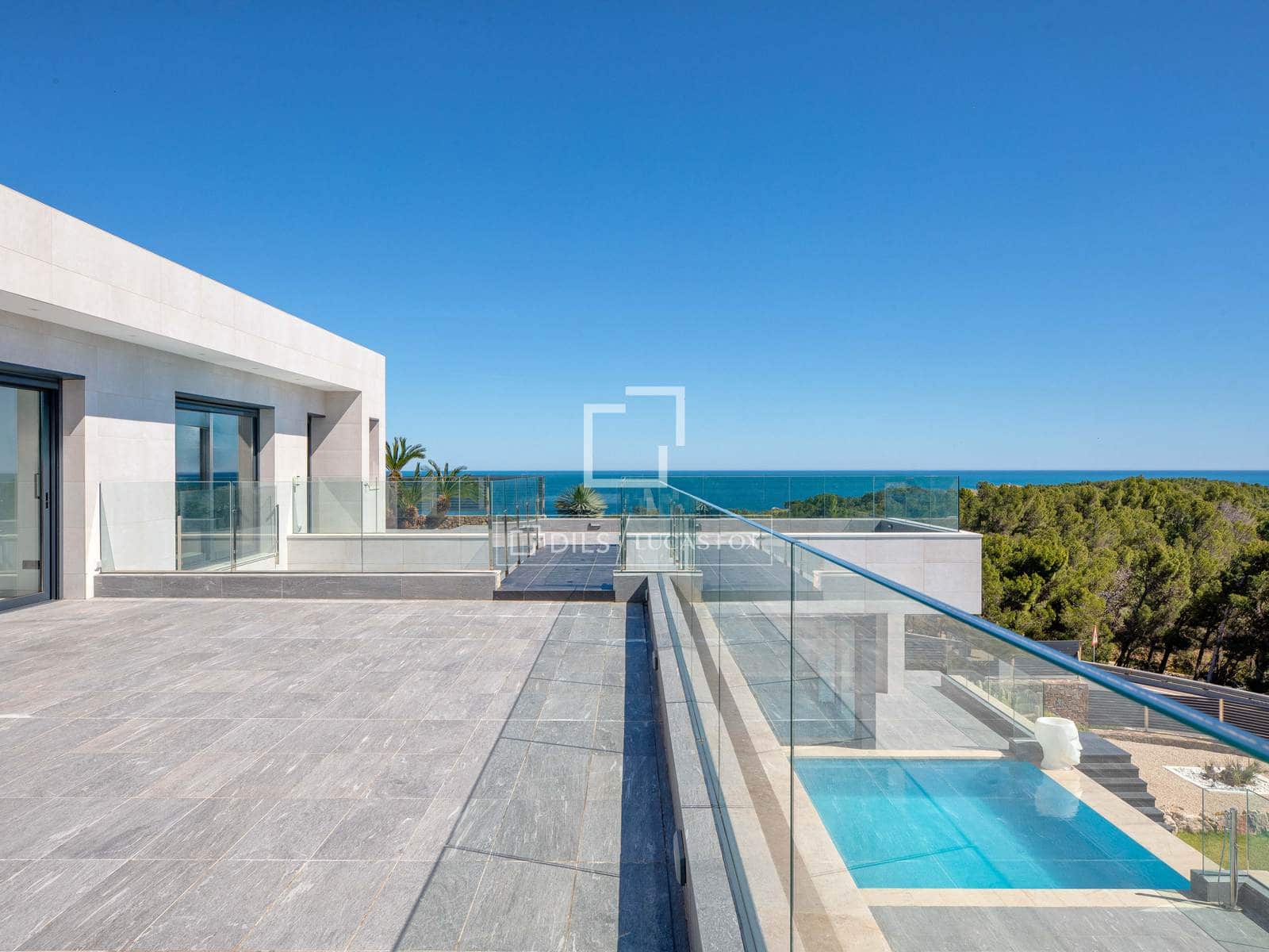 4 soverom Villa til salgs i Llanca med svømmebasseng garasje - € 2 110 000 (Ref: 9761267)