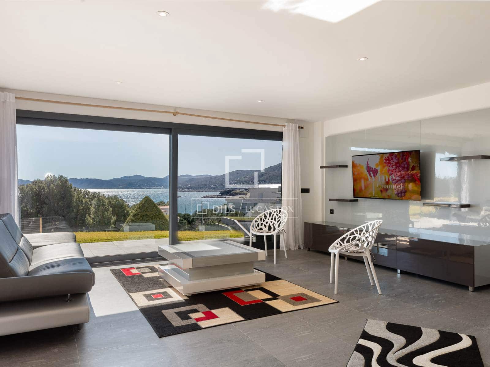 4 soverom Villa til salgs i Llanca med svømmebasseng garasje - € 2 110 000 (Ref: 9761267)