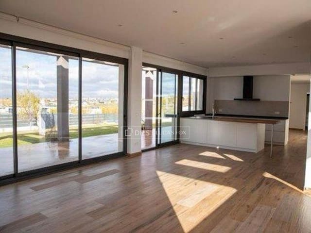 2 sypialnia Willa do wynajęcia w Miasto Madryt z garażem - 4 000 € (Ref: 9761365)