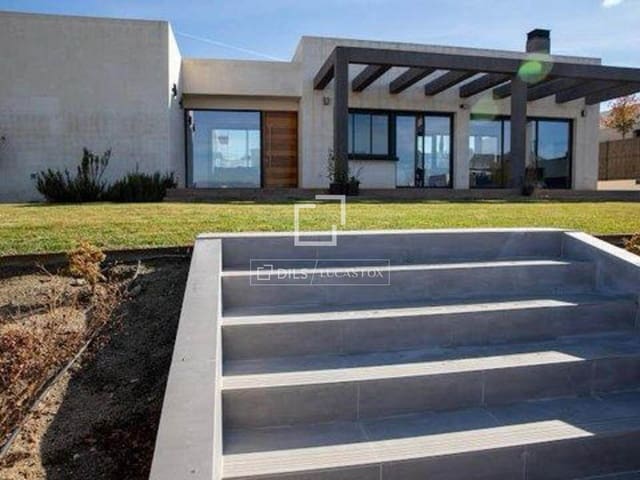 2 sypialnia Willa do wynajęcia w Miasto Madryt z garażem - 4 000 € (Ref: 9761365)