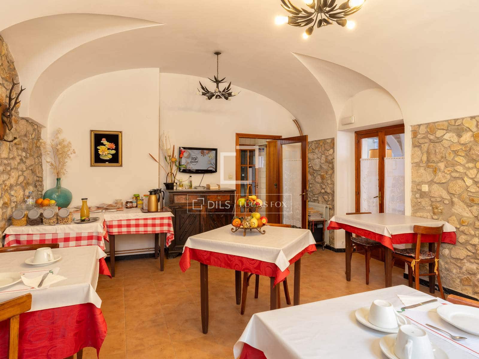 30 bedroom Commercial for sale in Caldes de Malavella with garage - € 950,000 (Ref: 9761366)