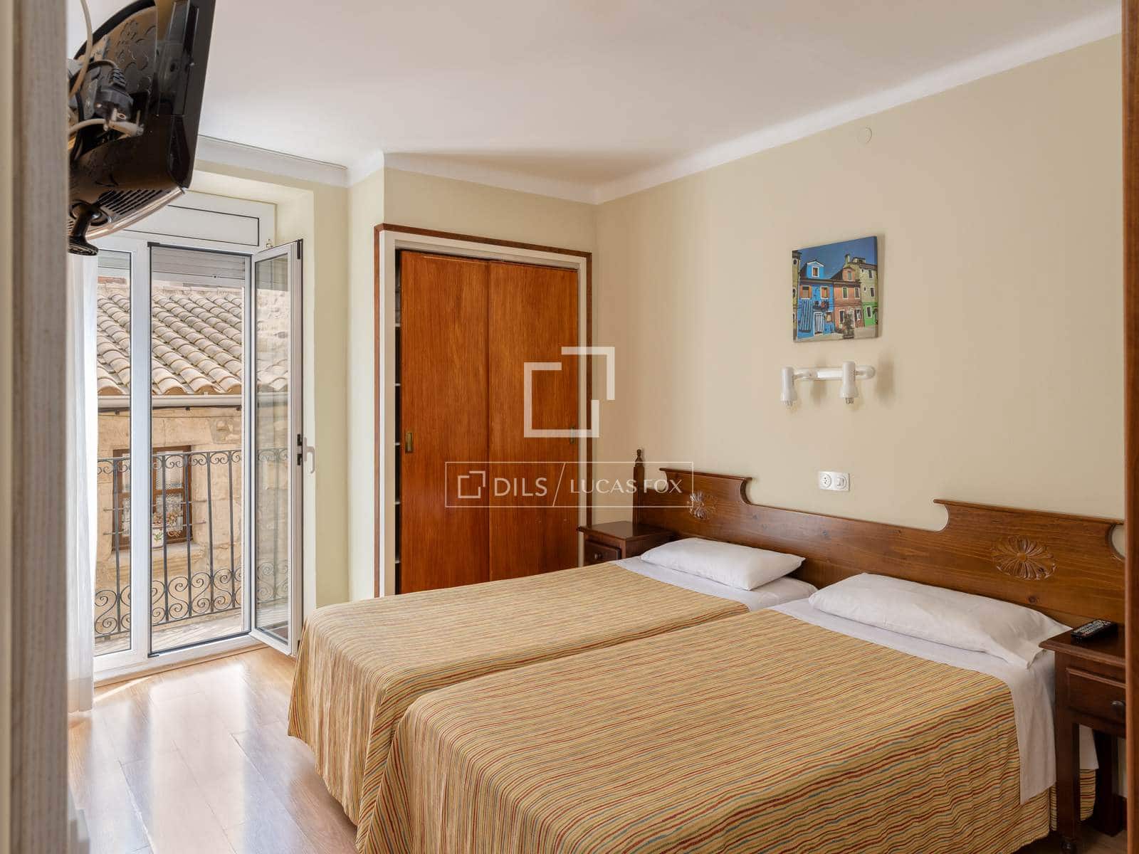 30 bedroom Commercial for sale in Caldes de Malavella with garage - € 950,000 (Ref: 9761366)