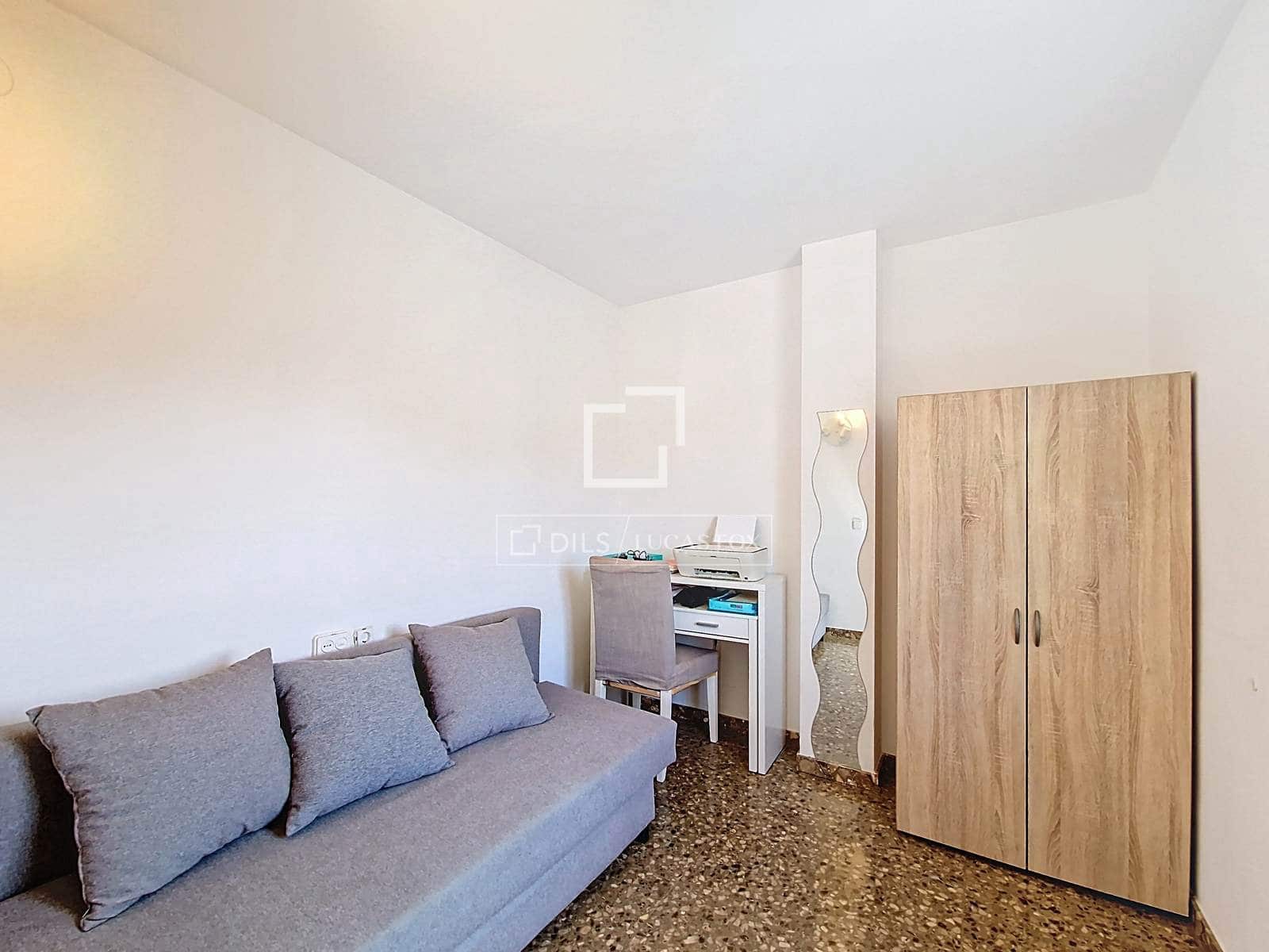 3 chambre Penthouse à vendre à Vilanova i la Geltru - 329 000 € (Ref: 9761480)