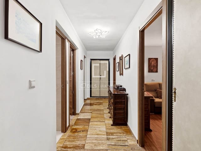 6 soveværelse Villa til salg i Calpe / Calp med swimmingpool garage - € 890.000 (Ref: 9761481)