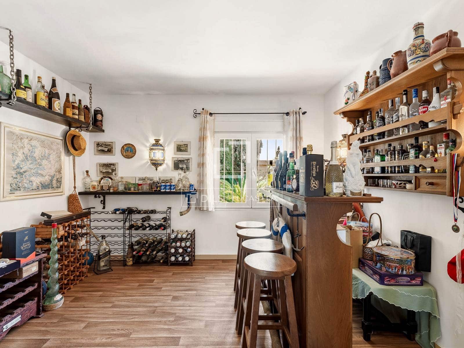 6 soveværelse Villa til salg i Calpe / Calp med swimmingpool garage - € 890.000 (Ref: 9761481)