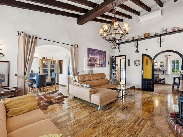 6 soveværelse Villa til salg i Calpe / Calp med swimmingpool garage - € 890.000 (Ref: 9761481)