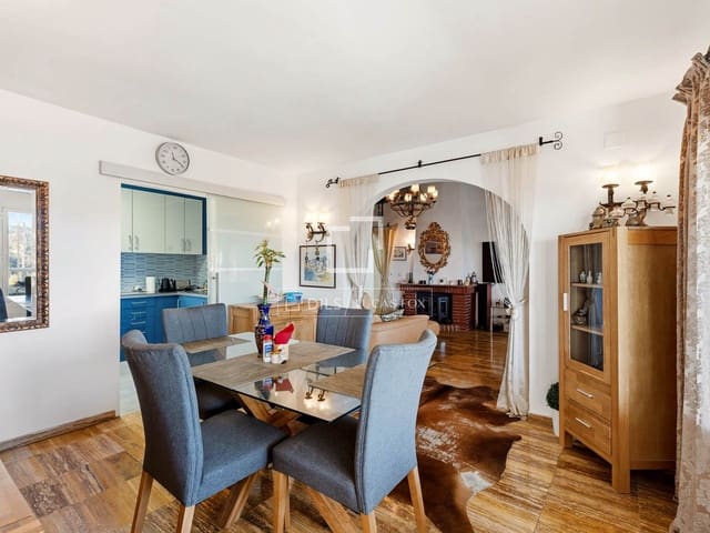 6 soveværelse Villa til salg i Calpe / Calp med swimmingpool garage - € 890.000 (Ref: 9761481)