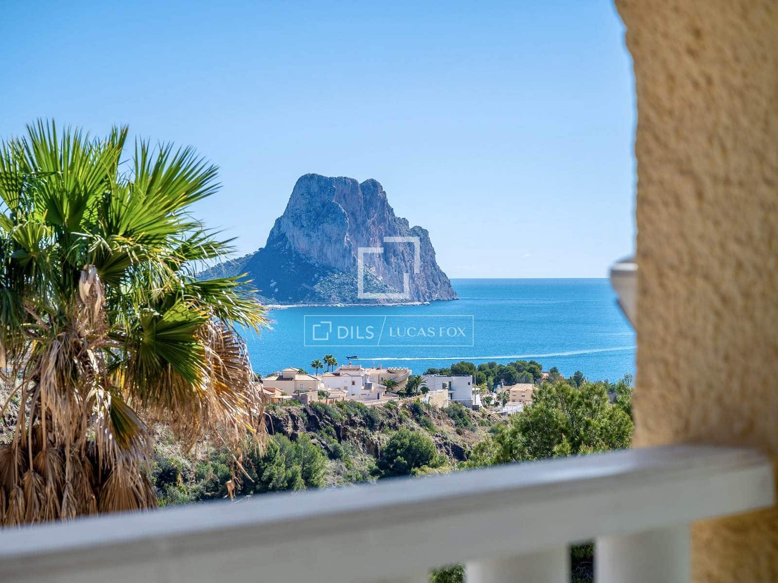 6 soveværelse Villa til salg i Calpe / Calp med swimmingpool garage - € 890.000 (Ref: 9761481)
