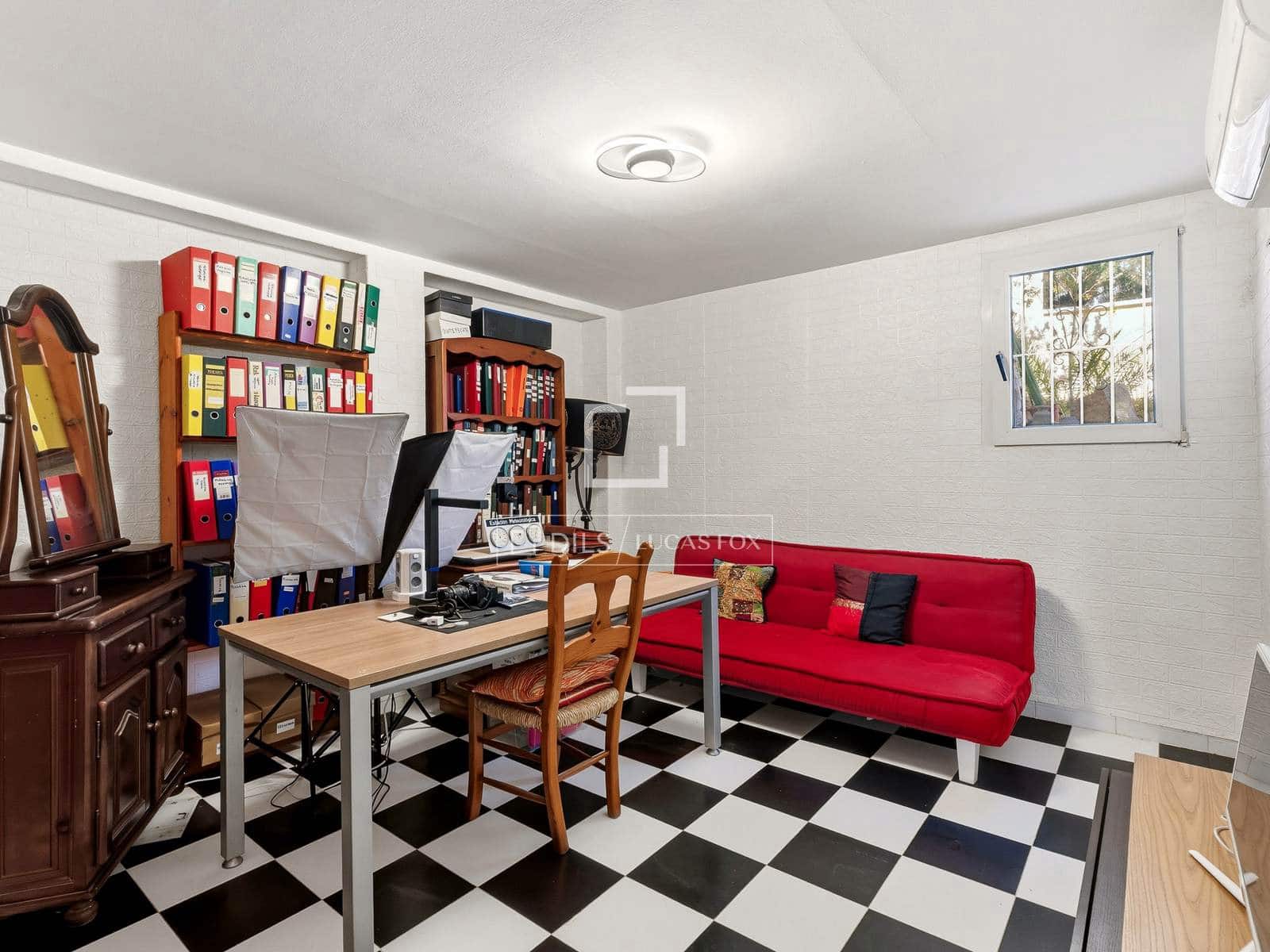 6 soveværelse Villa til salg i Calpe / Calp med swimmingpool garage - € 890.000 (Ref: 9761481)