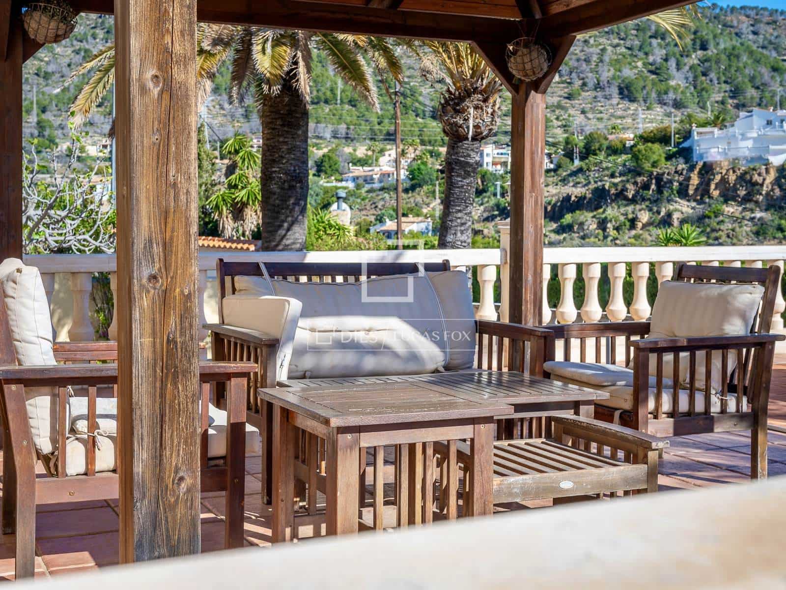 6 soveværelse Villa til salg i Calpe / Calp med swimmingpool garage - € 890.000 (Ref: 9761481)