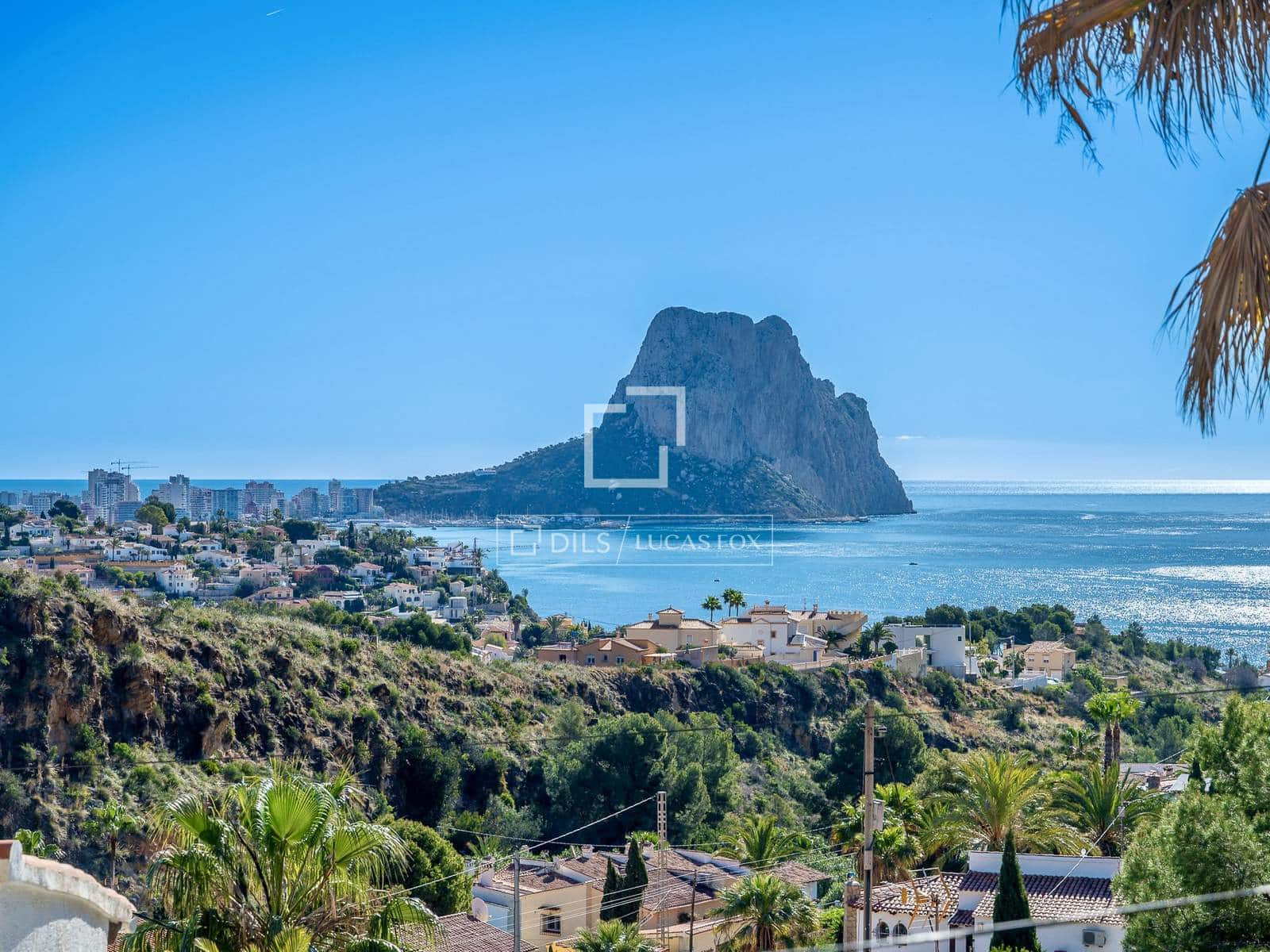 6 soveværelse Villa til salg i Calpe / Calp med swimmingpool garage - € 890.000 (Ref: 9761481)