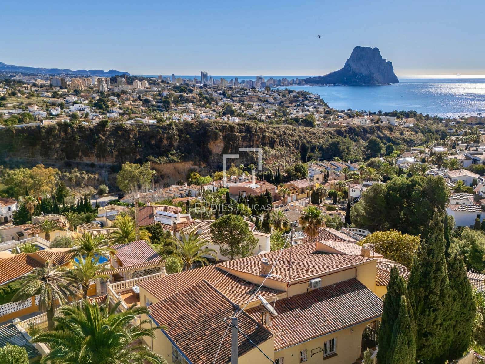 6 soveværelse Villa til salg i Calpe / Calp med swimmingpool garage - € 890.000 (Ref: 9761481)