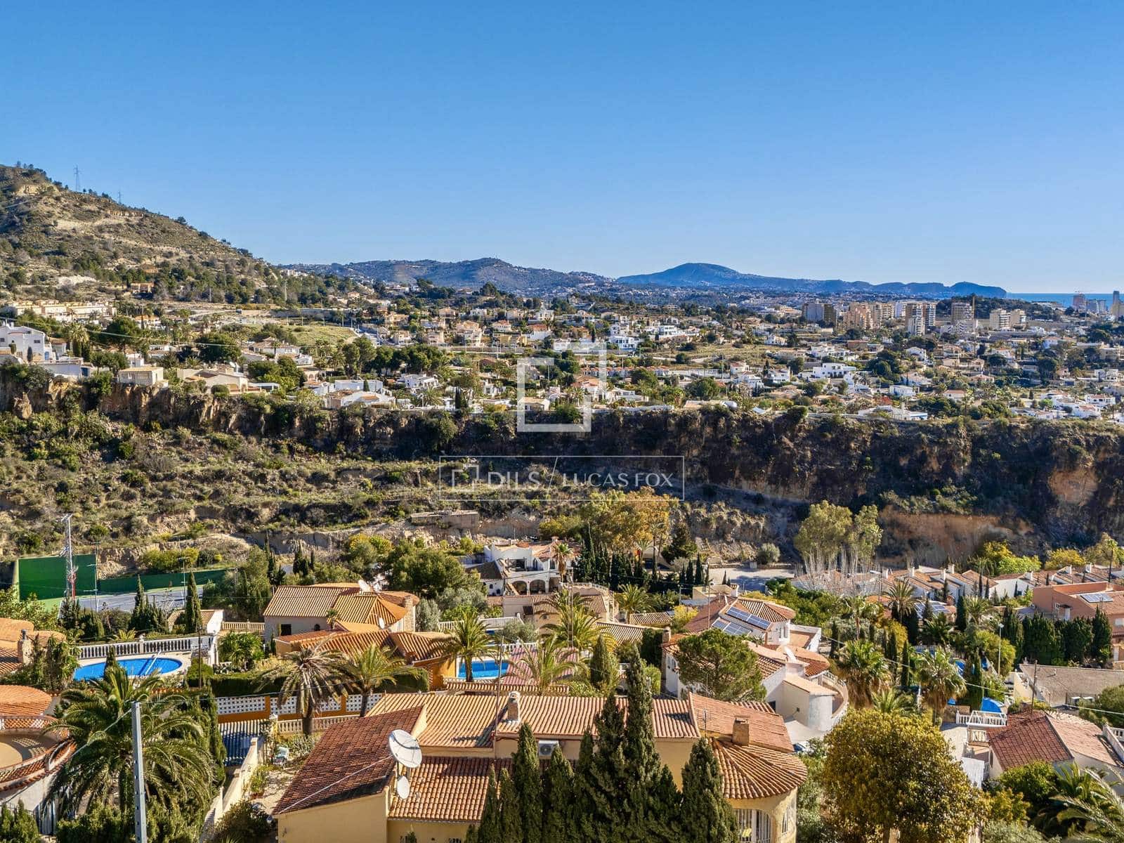 6 soveværelse Villa til salg i Calpe / Calp med swimmingpool garage - € 890.000 (Ref: 9761481)