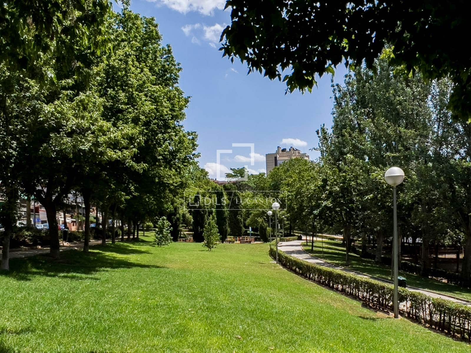 3 slaapkamer Appartement te koop in Madrid stad met zwembad garage - € 1.200.000 (Ref: 9761483)