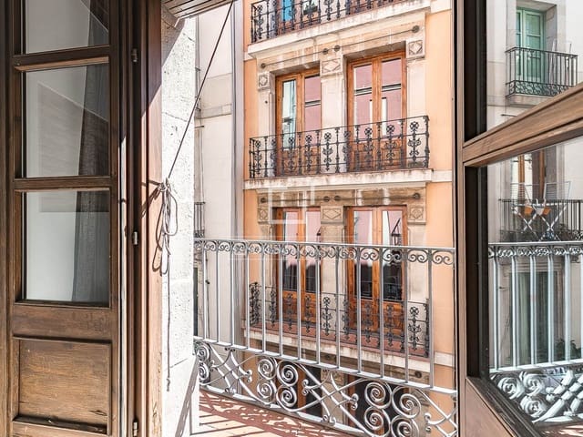 3 makuuhuone Huoneisto myytävänä paikassa Barcelona kaupunki - 545 000 € (Ref: 9761614)