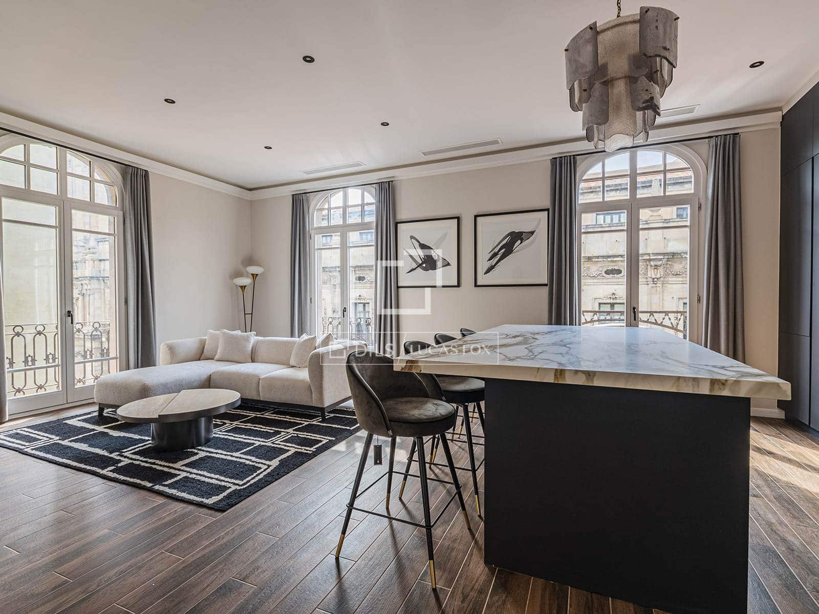 3 soveværelse Lejlighed til salg i Barcelona by - € 1.190.000 (Ref: 9766822)