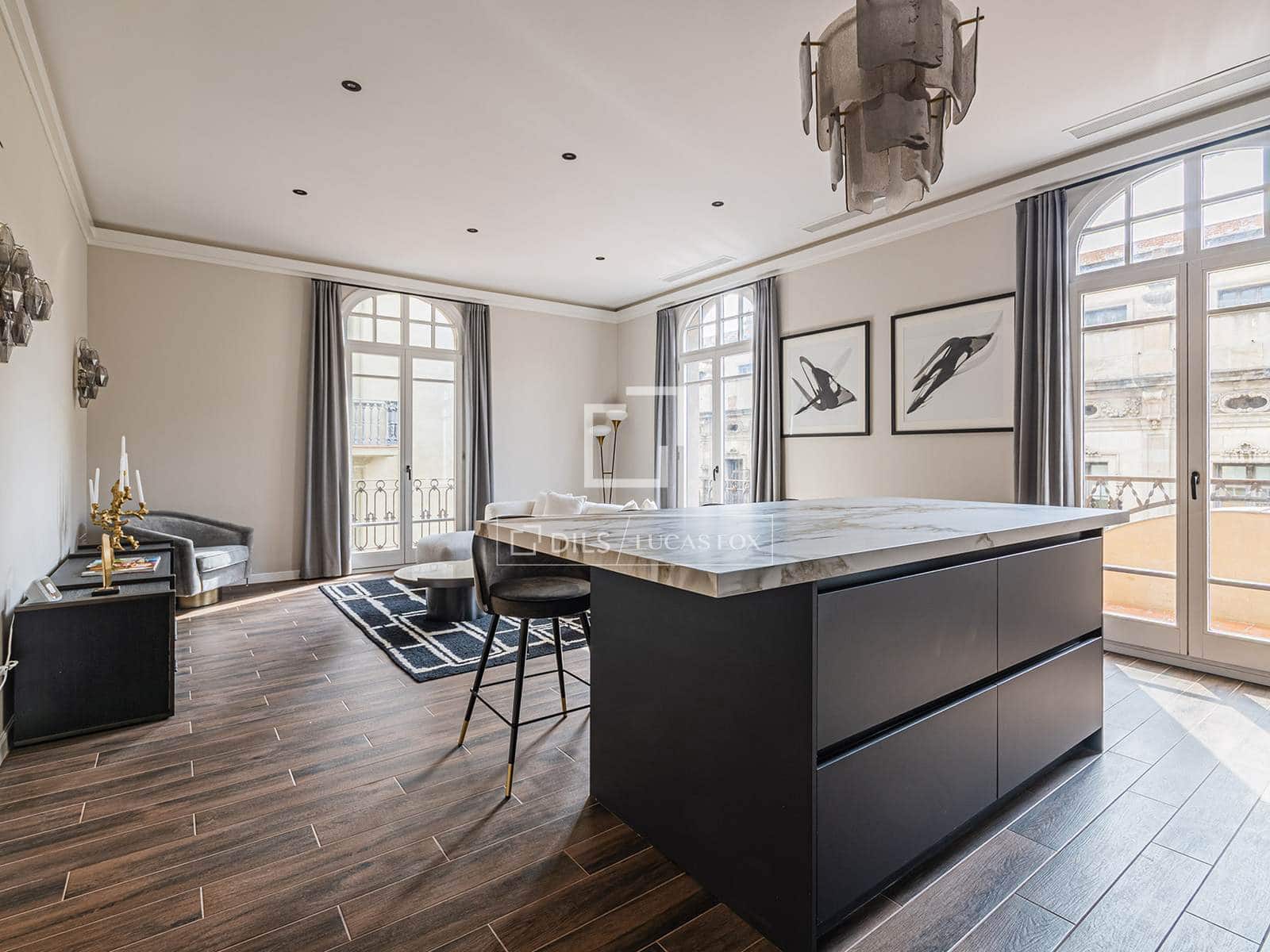 3 soveværelse Lejlighed til salg i Barcelona by - € 1.190.000 (Ref: 9766822)