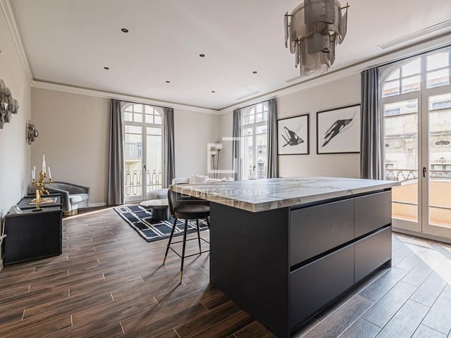 3 soveværelse Lejlighed til salg i Barcelona by - € 1.190.000 (Ref: 9766822)