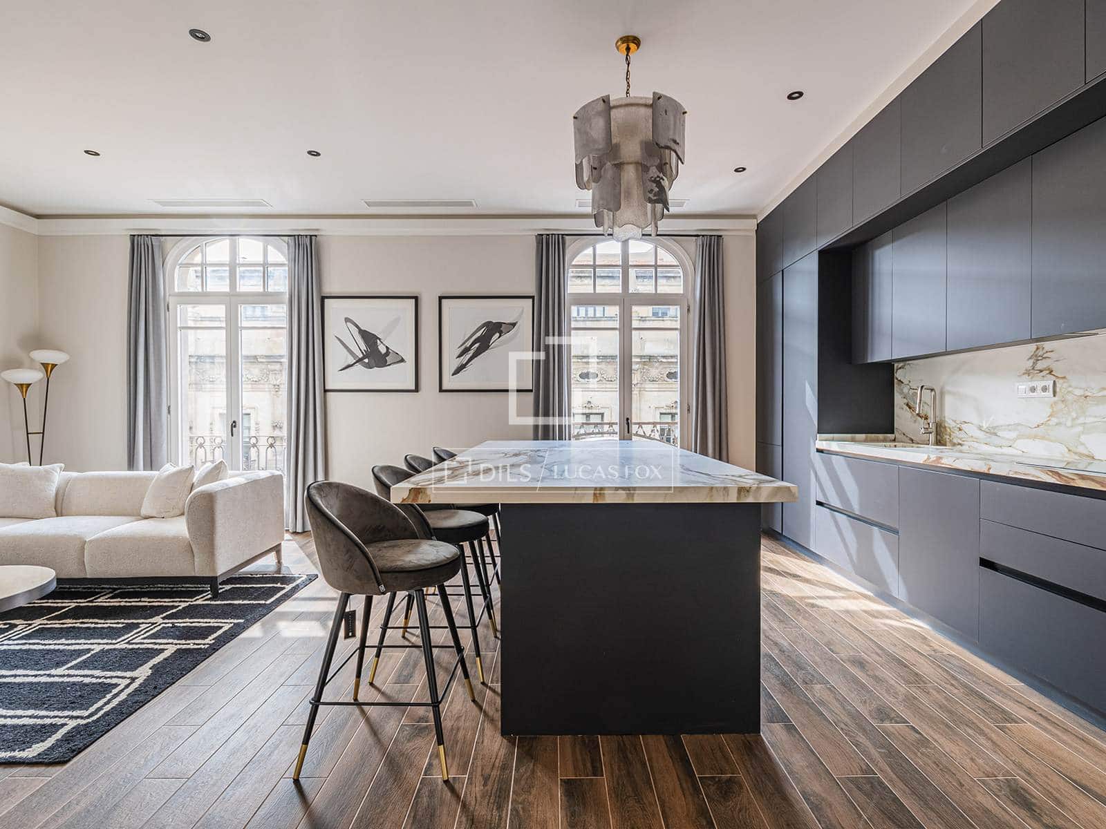 3 soveværelse Lejlighed til salg i Barcelona by - € 1.190.000 (Ref: 9766822)