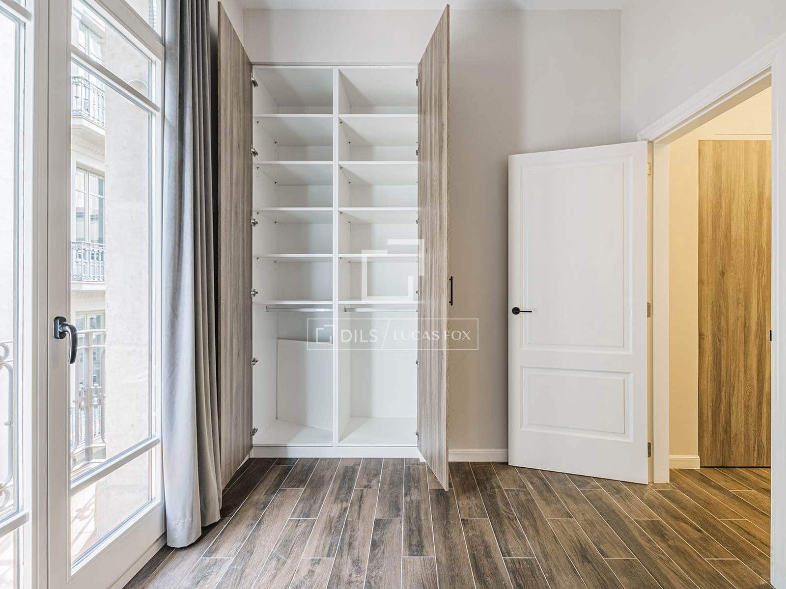 3 soveværelse Lejlighed til salg i Barcelona by - € 1.190.000 (Ref: 9766822)