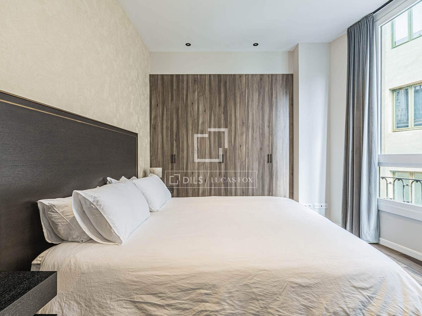 3 soveværelse Lejlighed til salg i Barcelona by - € 1.190.000 (Ref: 9766822)