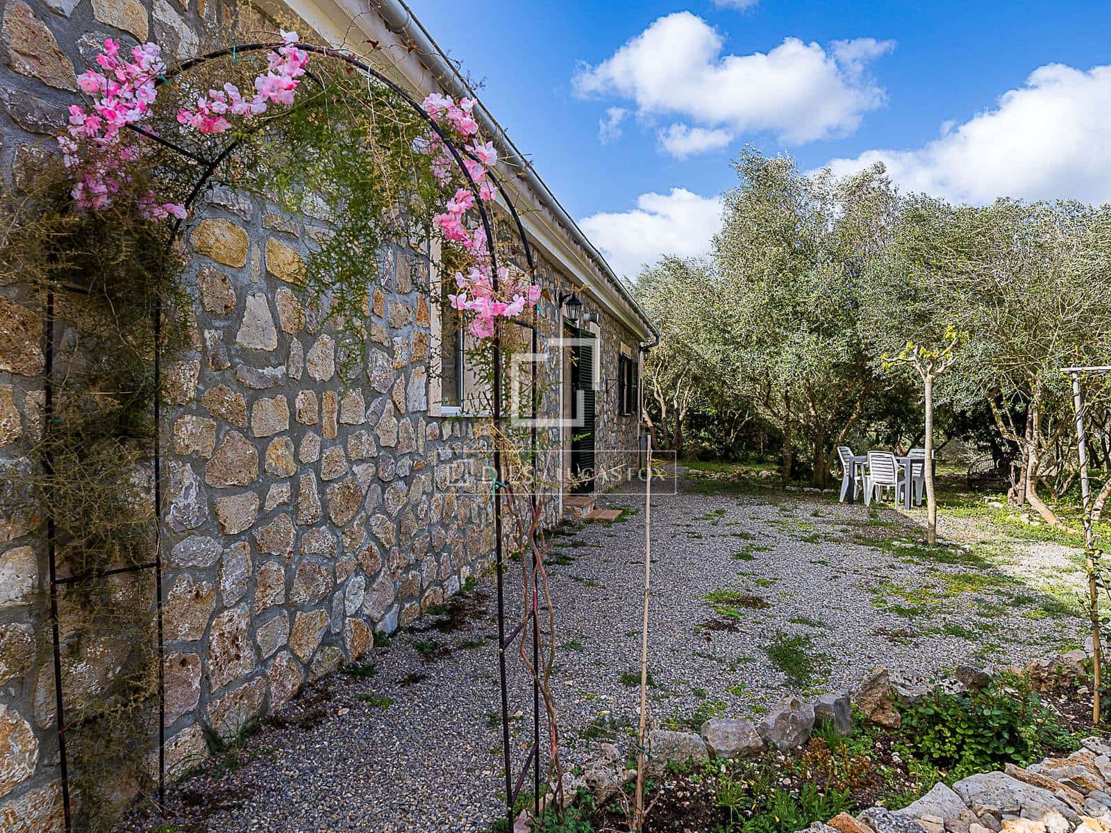 2 Zimmer Finca/Landgut zu verkaufen in Manacor mit Pool Garage - 675.000 € (Ref: 9766823)