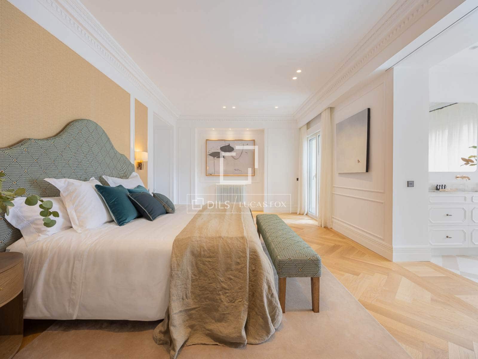 4 slaapkamer Appartement te koop in Madrid stad - € 7.200.000 (Ref: 9766824)