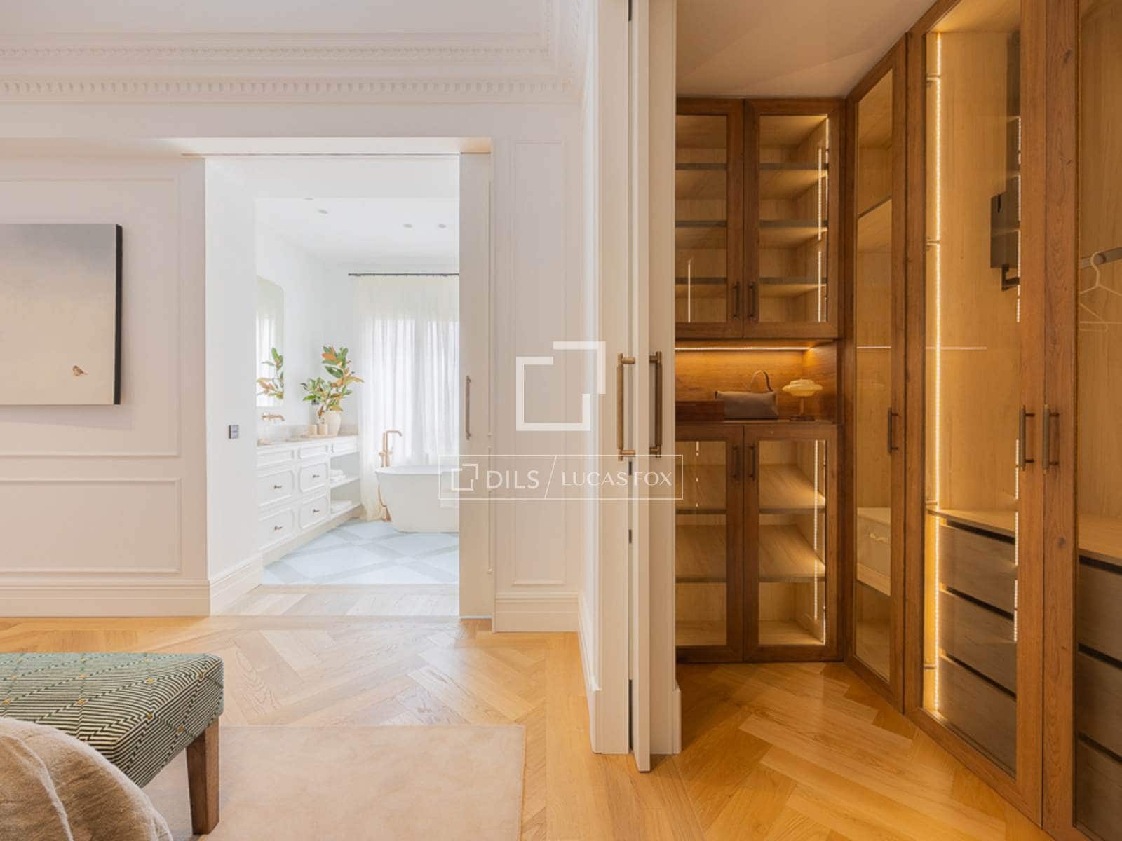4 slaapkamer Appartement te koop in Madrid stad - € 7.200.000 (Ref: 9766824)