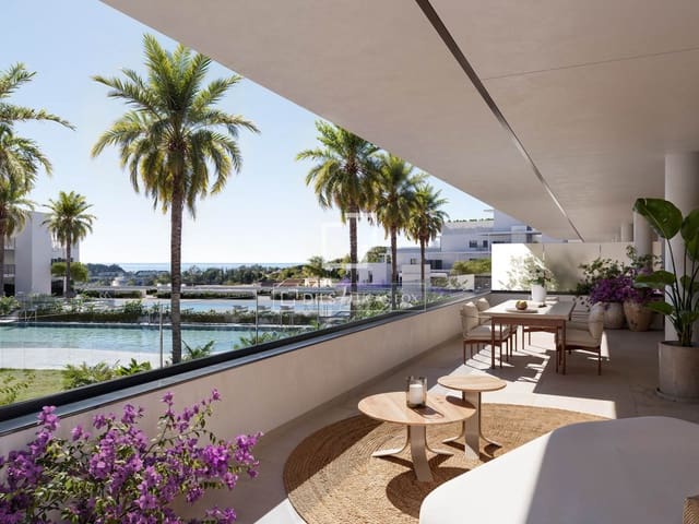 2 quarto Apartamento para venda em Estepona com piscina garagem - 510 000 € (Ref: 9769063)