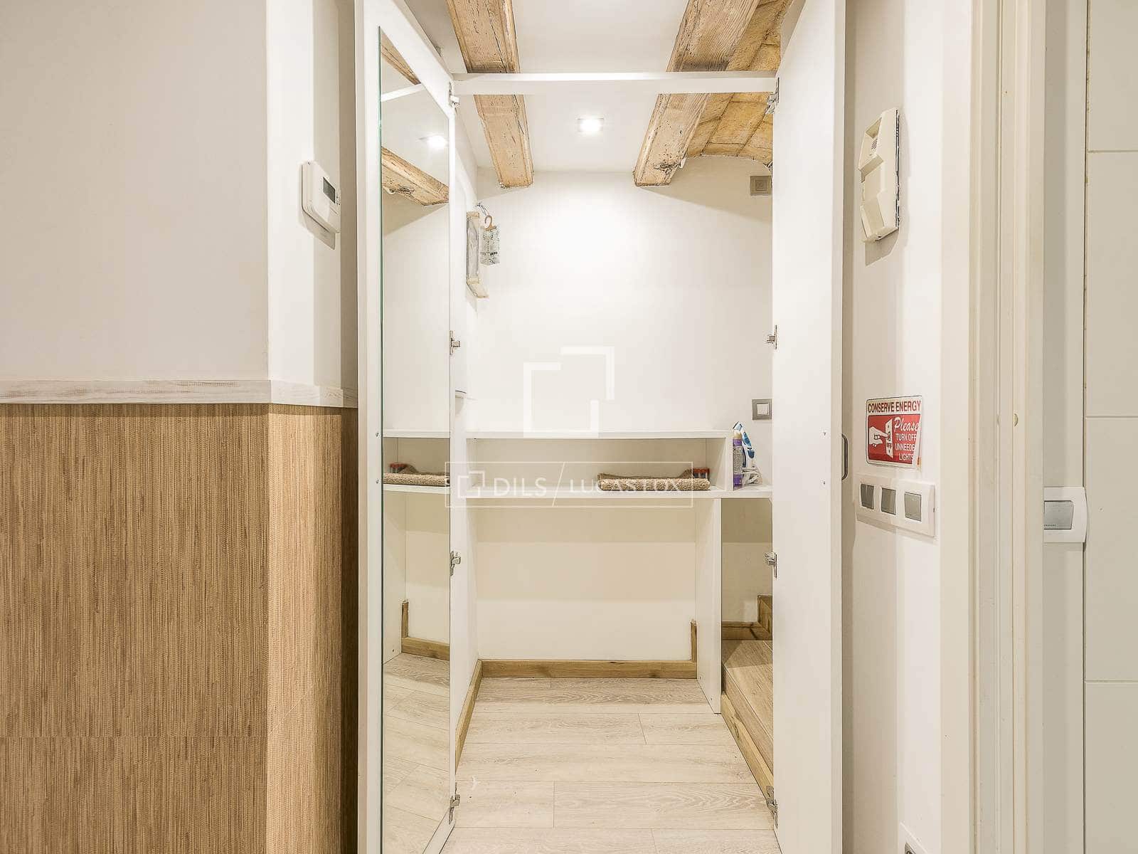 4 chambre Appartement à vendre à Barcelone ville - 450 000 € (Ref: 9769924)