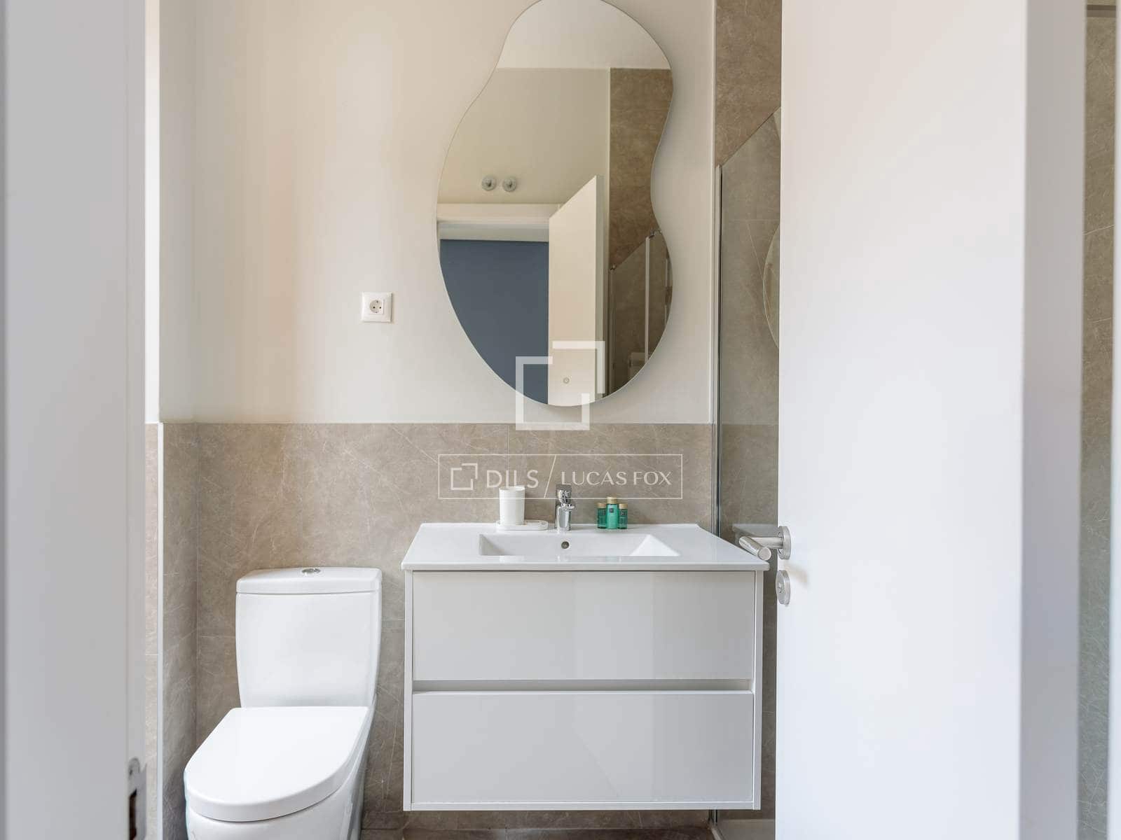 2 bedroom Apartment for rent in Madrid city - € 3,300 (Ref: 9769925)