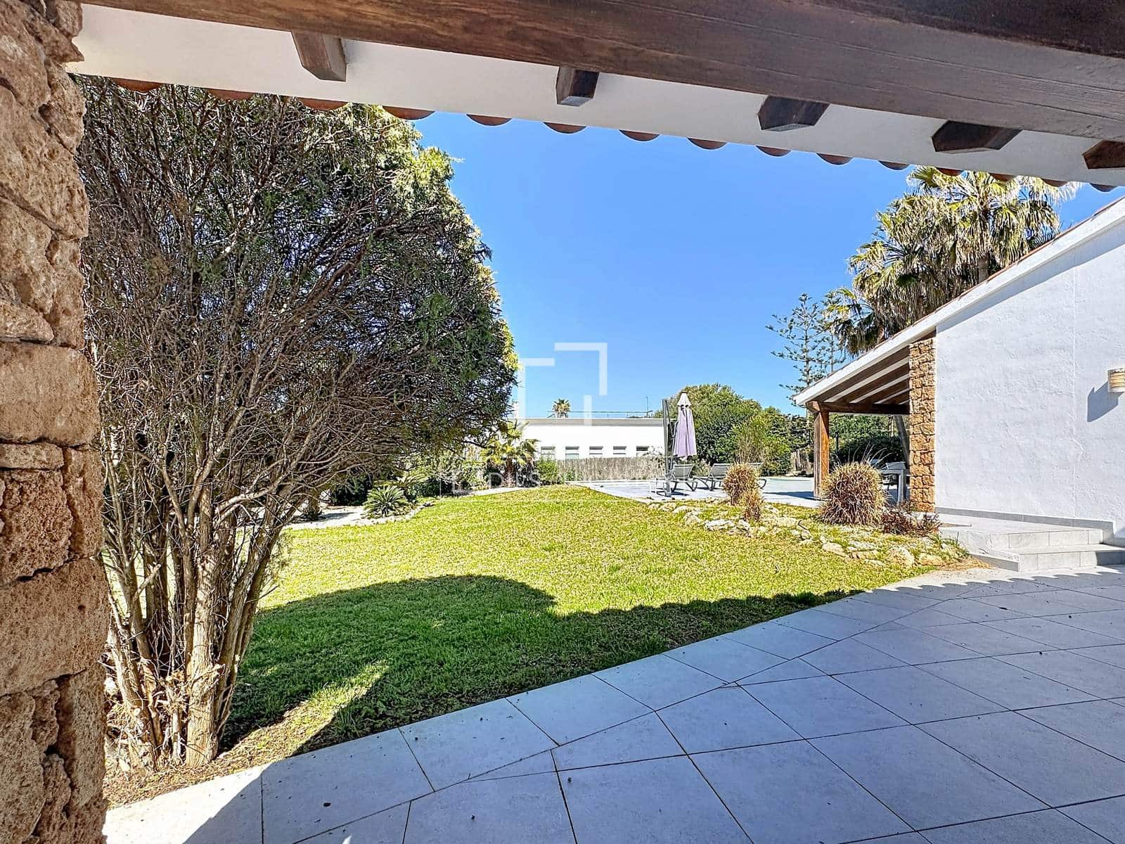 5 bedroom Villa for sale in San Luis / Sant Lluis with pool garage - € 1,990,000 (Ref: 9769926)