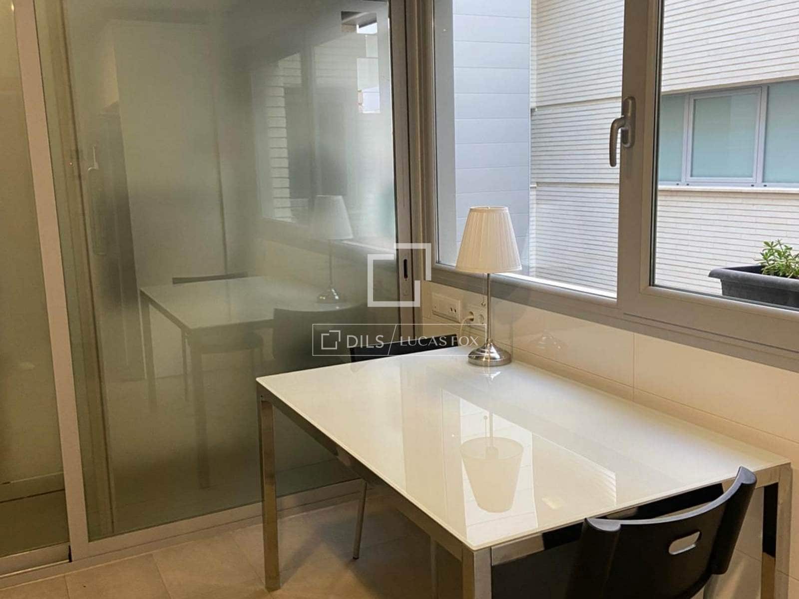 2 sypialnia Apartament do wynajęcia w Miasto Madryt z basenem garażem - 2 250 € (Ref: 9769927)